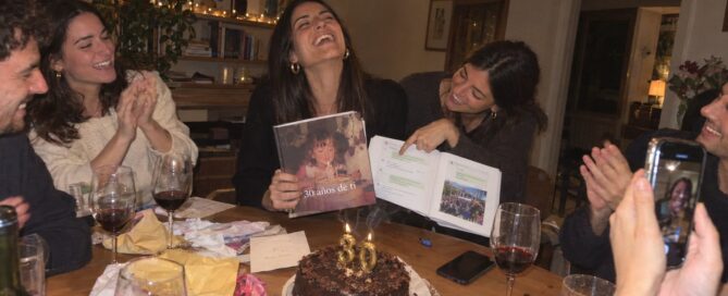 original birthday gift ideas: book of messages from friends and family