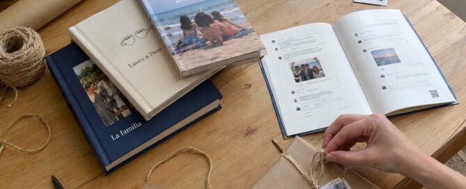 presentes personalizados originais: livros com conversas do WhatsApp de espessuras diferentes